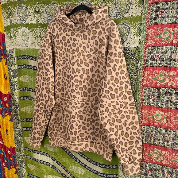 NWOT Comfrt Limited Edition Brown Leopard Minimalist Hoodie Size Large - Picture 6 of 14
